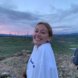 Meet your Posher, Charlotte